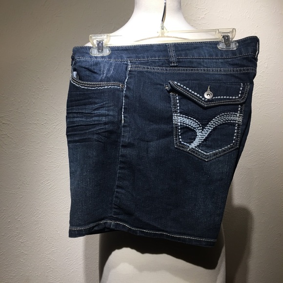 Bongo denim shorts - Picture 2 of 2